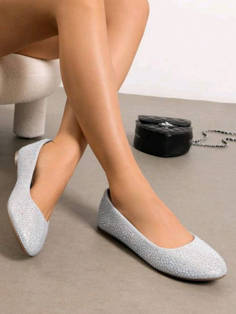 DB STUDIO RHINESTONE SLIP ON WOMENS ROUND TOE FLAT SHOE